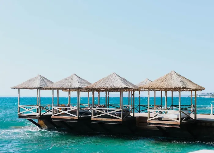 Отель Maja Luxury 4*