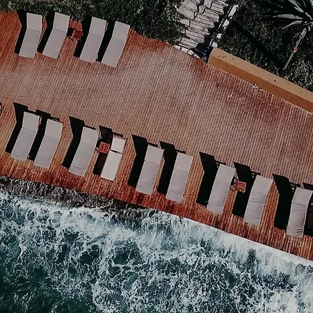 Maja Luxury ホテル