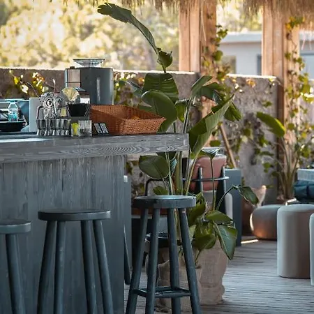 酒店 Maja Luxury 4*